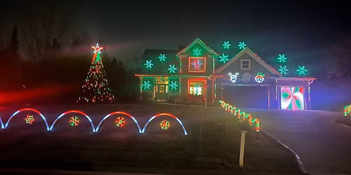 Lights on Pleasant Heights Light Show