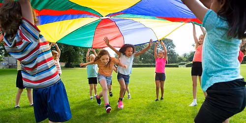 Angol t\u00e1bor \u00f3vod\u00e1sok \u00e9s kisiskol\u00e1sok r\u00e9sz\u00e9re