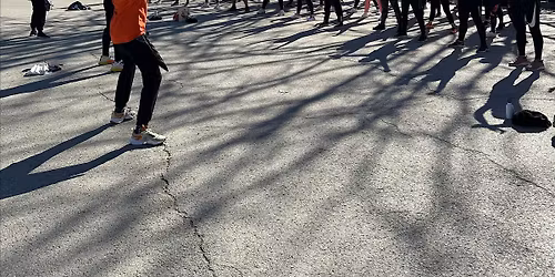 TERAPIA DE BAILE CON AURICULARES Domingo 24\/05 (Parque Rey Juan Carlos I)