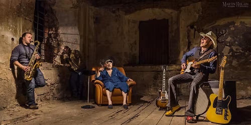 Lok\u00e1ln\u00ed sb\u011br a Bluesquare v klubu Hudebn\u00ed bazar