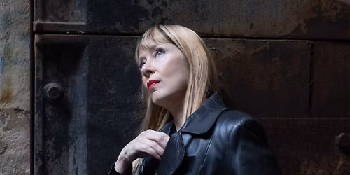 Suzanne Vega - Flying with Angels