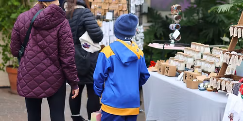 Cozy Crafters Artisan Market at the Botanical Gardens