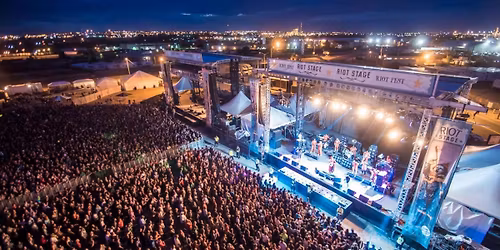 Parking Riot Fest with Carpenter Brut, HEALTH