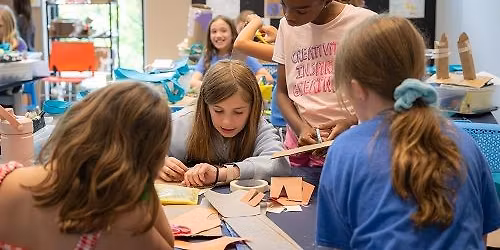 Saturday Morning Art Class: Acrylic Painting