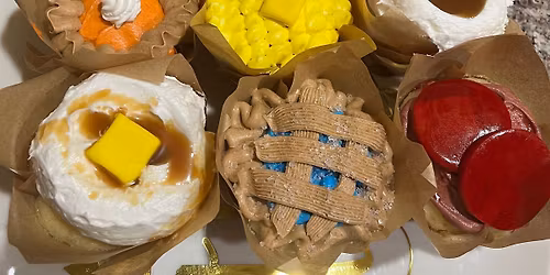 Dinner is Served Cupcake Class