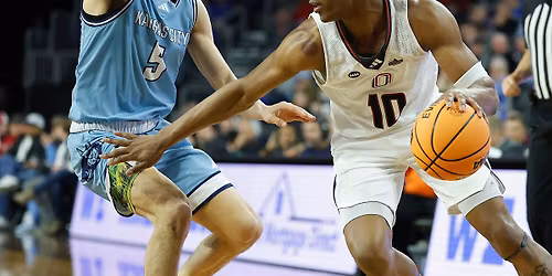 St. Thomas Tommies at Nebraska Omaha Mavericks Womens Basketball at Baxter Arena