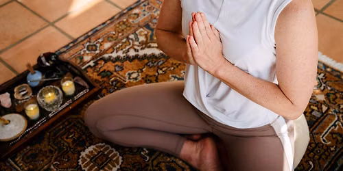 Free Arati & Kirtan Community Gathering