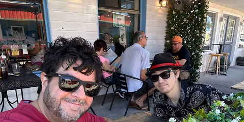 WG duo at Pia\u2019s Veranda 