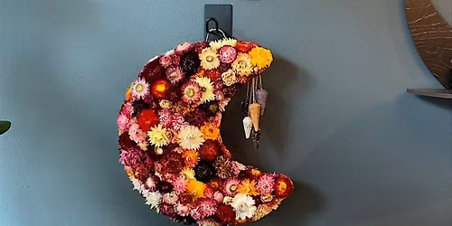Crescent Moon Wreath Workshop #2 in Enumclaw