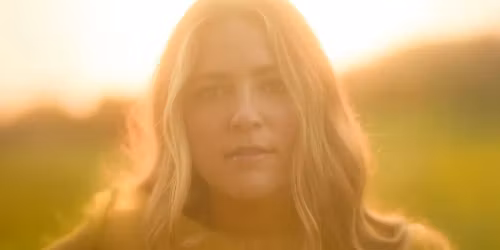 Leanna Crawford in Nashville