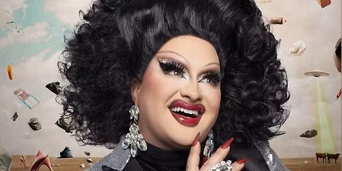 Mona de Grenoble | Th\u00e9\u00e2tre Palace | Saguenay