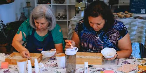 Boules de No\u00ebl en mosa\u00efques - Atelier par Ast\u00e9ria