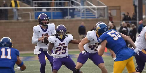 Parking Youngstown State Penguins at Northern Iowa Panthers Football