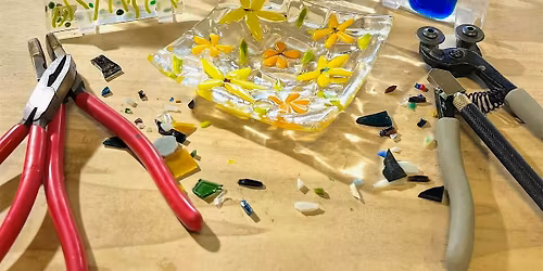 Holiday treats: Slump trays to hold tasty sweets. Plan, cut, edge, design.