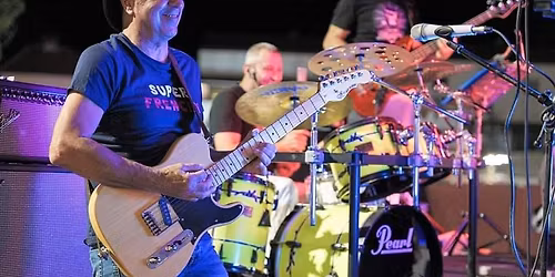 CONCERT EN HOMMAGE A NOTRE CRICRI AU VILLAGE DE NOEL DE TREILLES (11510) SOUS CHAPITEAU