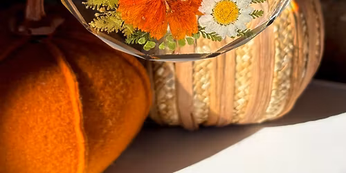 Magnolia Moon Resin Art Workshop