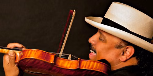 Carlos Reyes at Roxx on Main