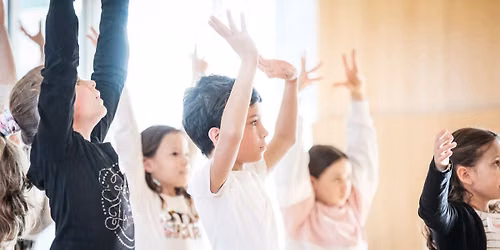 \u00c0 petits pas avec le Ballet