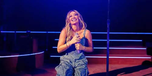 Hilary Duff: The Lucky Me Tour