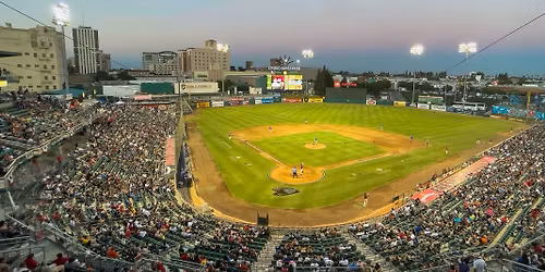 Rancho Cucamonga Quakes at Fresno Grizzlies at Chukchansi Park