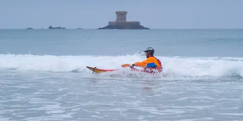 Beginner Surf Kayak Session