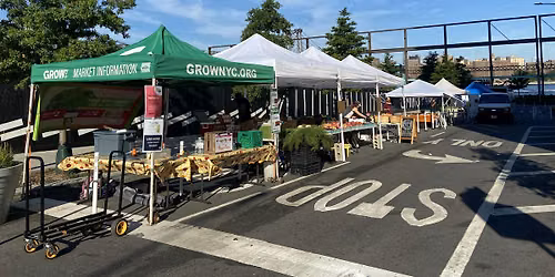 Domino Park Greenmarket