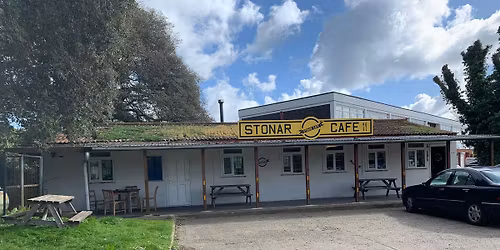 Stonar cafe Christmas static car meet 