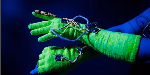 Patien(t\/ce), Performance by Jess Keyes