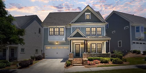 Open House!! Downtown Woodstock!
