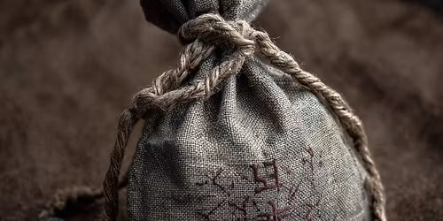 Atelier cr\u00e9ation de son talisman