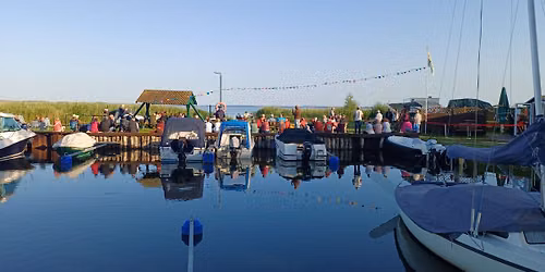 Mittsommer-Picknick-Konzert mit "Lilly & Band"