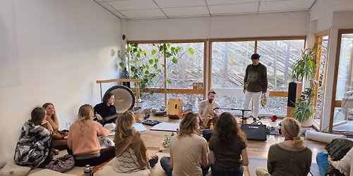 Jam & Peace \ud83d\udd49 \ud83c\udfb6- Free creative expression and meditation 