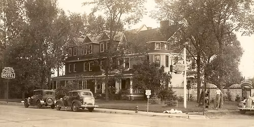 "Bars & Brothels"| Historic Pub Crawl - SOLD OUT!