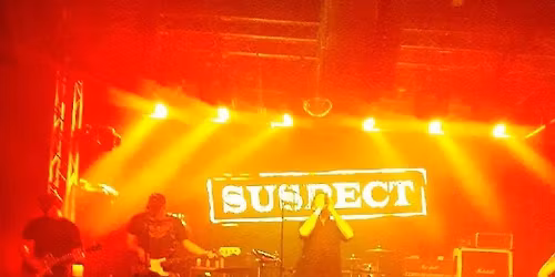 SUSPECT Rocks in the New Year at Poppas.