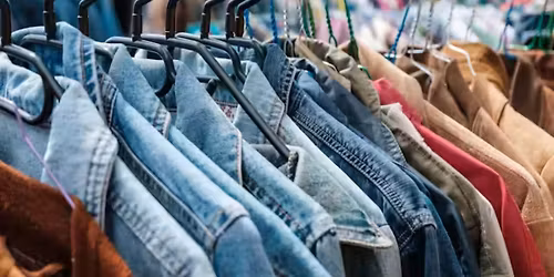 Bruktmarknad og Laurdagskaf\u00e9 p\u00e5 Rubbestadneset bedehus