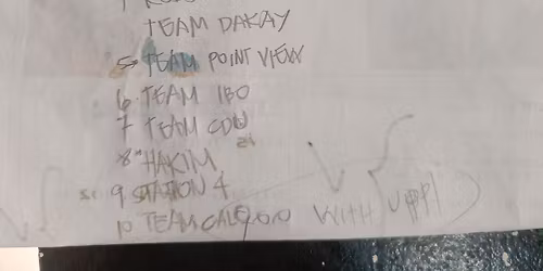 2MZ sports apparel Christmas league