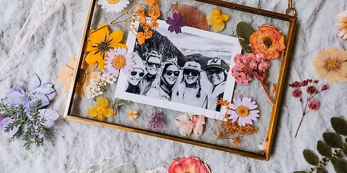  Pressed Flower Frame with Niki Winters 11\/9 @6pm