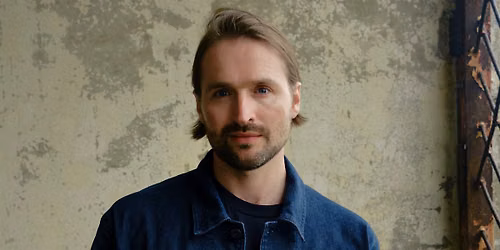 Hayden Thorpe performing the songs of Wild Beasts \u2022 Botanique