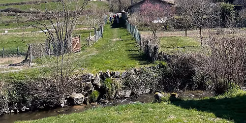 Les Cr\u00eates du Haut Beaujolais en courant 