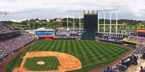 Parking San Diego Padres at Kansas City Royals