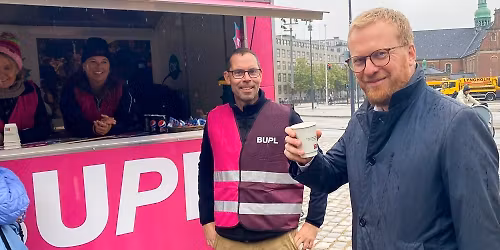 B\u00f8rn, Kaffe og Politik p\u00e5 Nakskov Torv