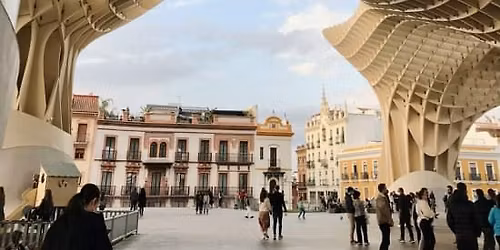 Joyas Ocultas de Sevilla: Tour a Pie por sus Rincones Secretos