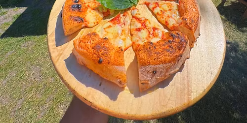 Pop up Pizza at The Clumber Inn 