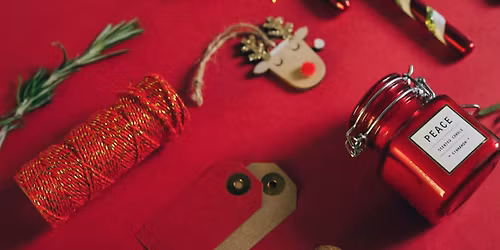 Gwneud Cardiau Nadolig \/\/ Christmas Card Making