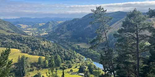 Caves, Coasts & River Roads  (Taranaki, Whanganui & Taumarunui)