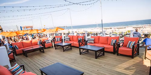 Drifting Roots (Free Show)