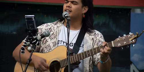 Justine Giles + small TALK