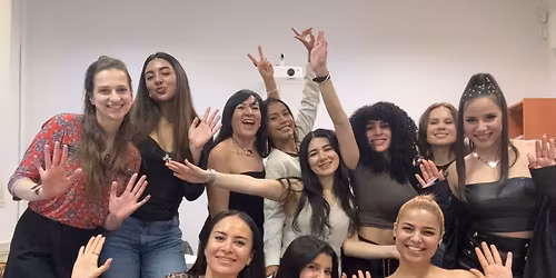 Fiesta Latina para mujeres