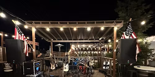 Grievance Rocks Savannah's