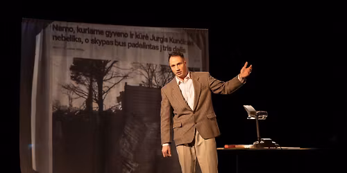 Spektaklis ,,Beveik laimingas''